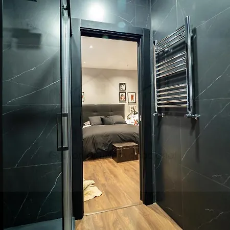 Noir Apartamento * אוביידו